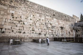 Para ingresar a Israel, los turistas colombianos deben presentar tiquete de ida y regreso, reserva de alojamiento, seguro médico internacional y un itinerario claro - crédito Ilia Yefimovich/dpa
