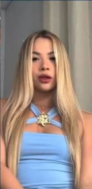 El padre de Evelyn Lima Dantas estaba limpiando el lugar cuando las autoridades llegaron a la escena del crimen. (Instagram)