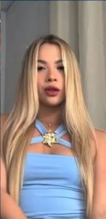 El padre de Evelyn Lima Dantas estaba limpiando el lugar cuando las autoridades llegaron a la escena del crimen. (Instagram)