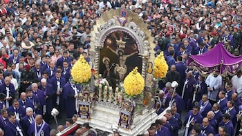 Procesiones del Señor de los Milagros modificarán el tránsito en Lima: revisa las fechas y horarios de los cierres