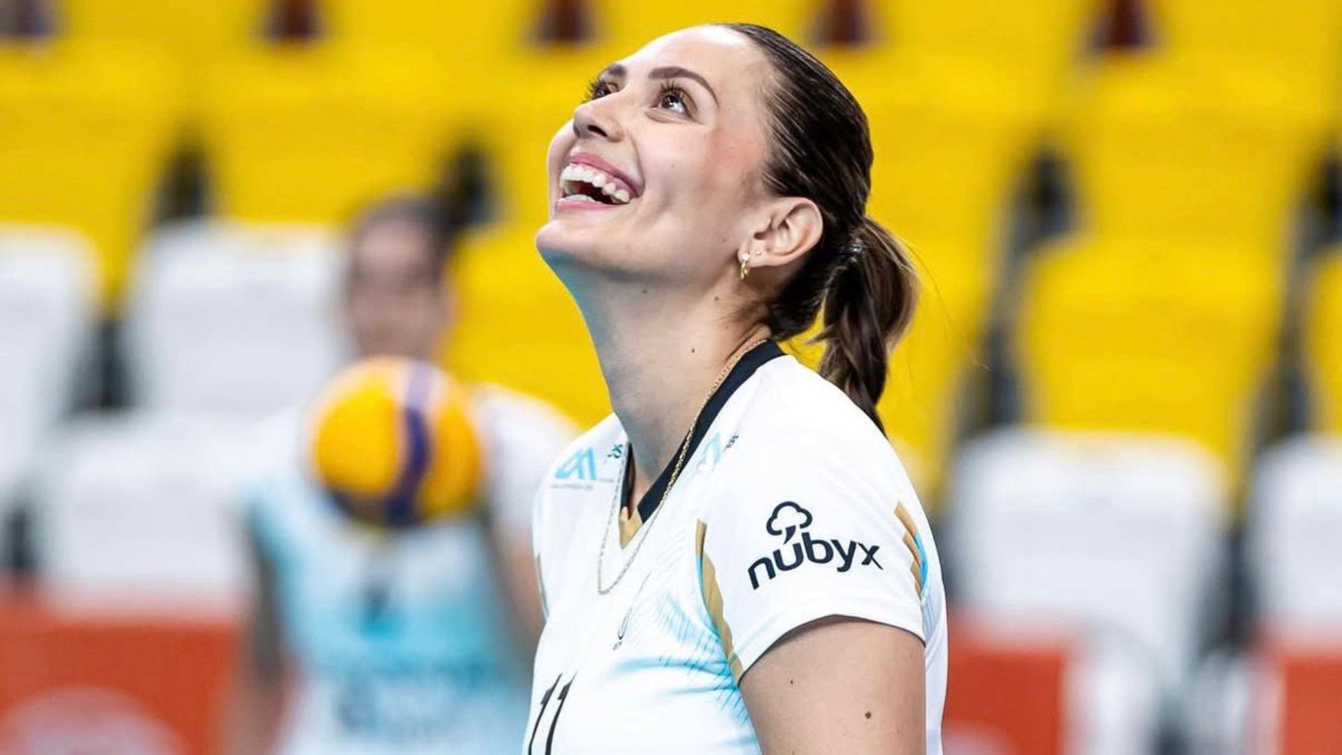 Kiara Montes y dos voleibolistas más continuarán en Regatas Lima para la Liga Peruana de Vóley 2026/2027.