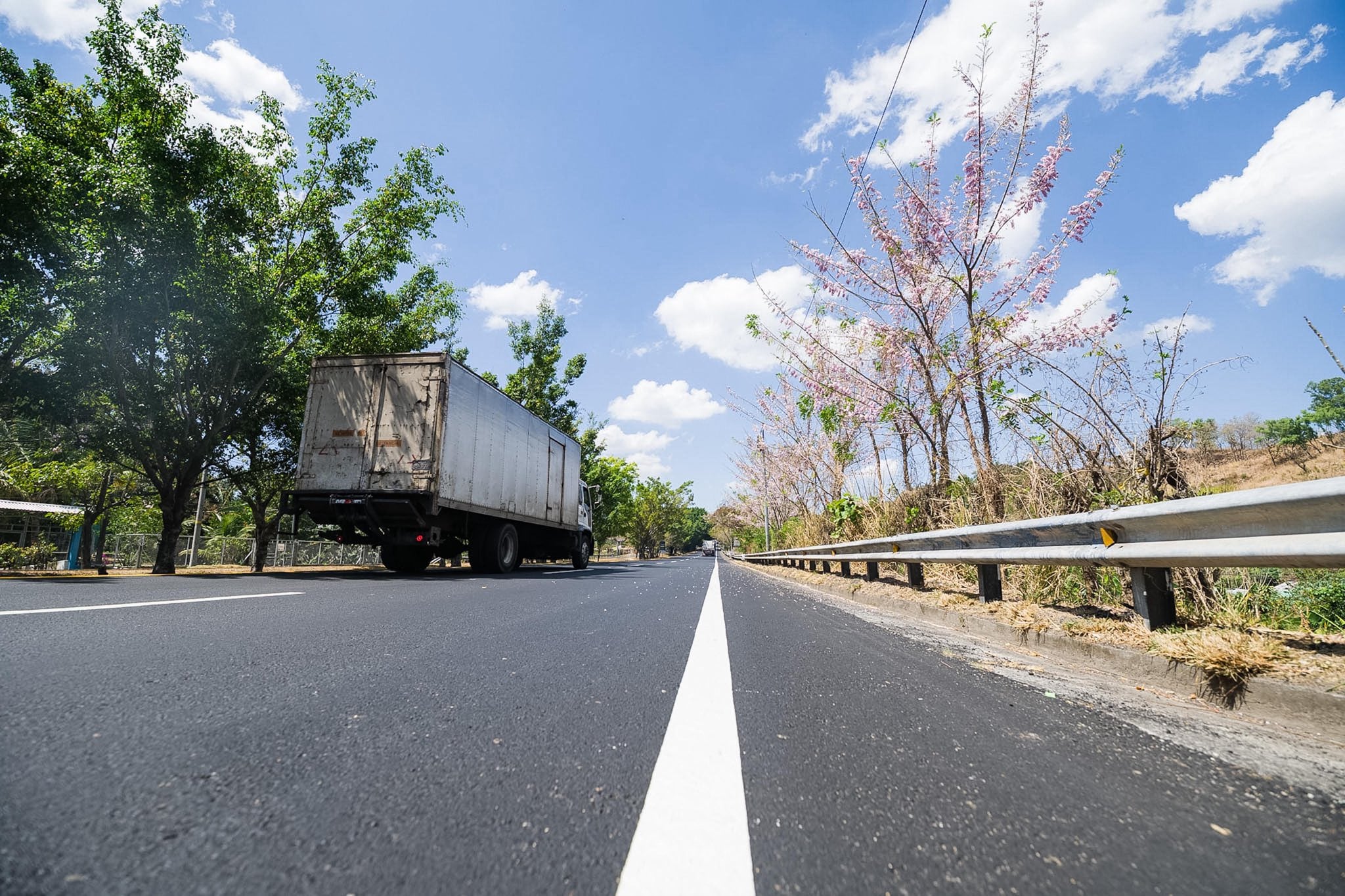 Recientemente las autoridades habilitaron 17 kilómetros de la carretera Panamericana, en el tramo entre San Martín y Cojutepeque./(Redes Ministerio de Obras Públicas)