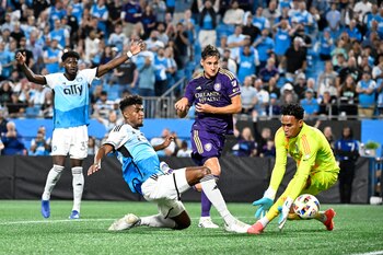 Pedro Gallese contra Charlotte FC. - Crédito: Imagn Images