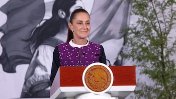 Pietro Parolín se reúne con Sheinbaum en Palacio Nacional, gobierno insistirá en visita del papa León XIV a México