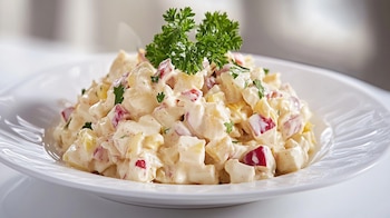 Un plato fresco de ensalada