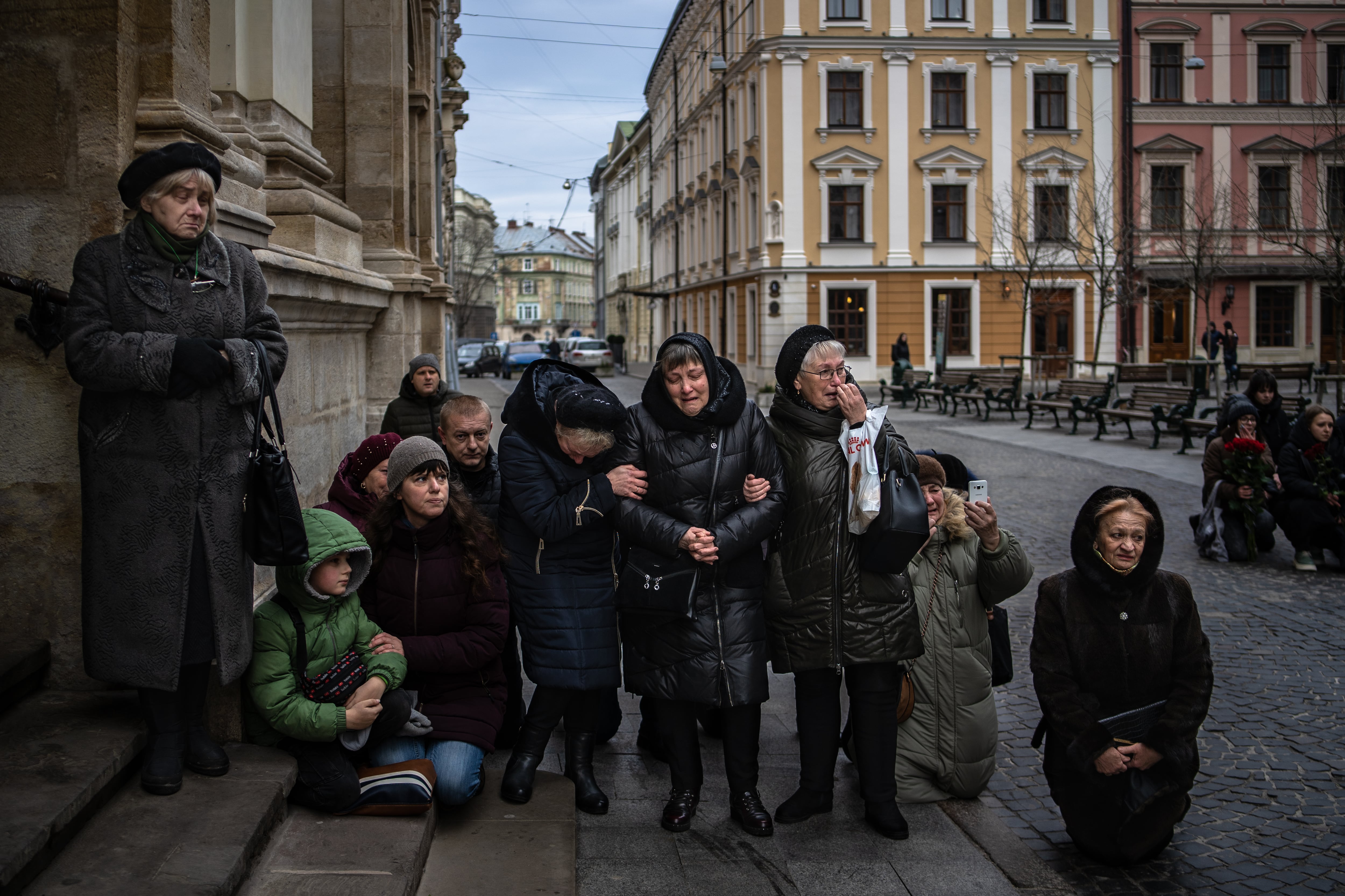 Muchas de las historias que cuenta Torrano son de las ciudades, que también sufren ataques regulares por parte de los rusos (Fermín Torrano)
