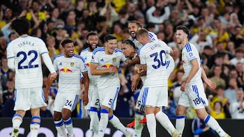 (Crónica) El Leeds golea al Newcastle y asciende a la tercera plaza
