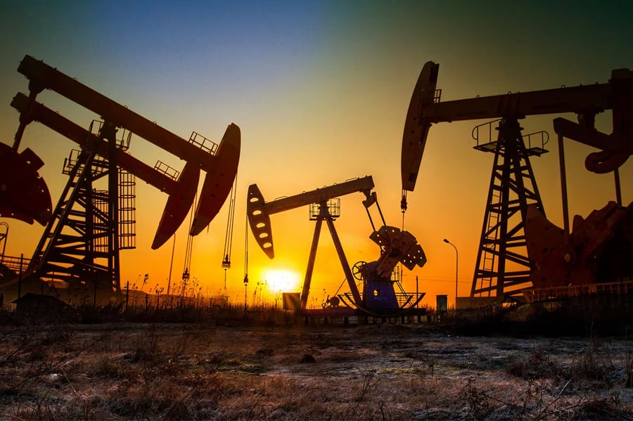 La maquinaria geopolítica del petróleo: tensiones internacionales y su impacto en la economía global