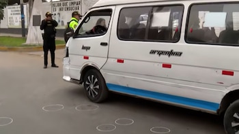 La Policía Nacional inició diligencias para identificar a los responsables mediante la recopilación de evidencias y revisión de cámaras cercanas al lugar - Créditos: Captura de pantalla de Latina.