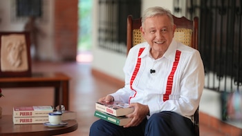 AMLO reaparece para recordar que “aunque cause molestia a algunos”, el pueblo manda en una auténtica democracia