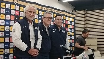 Efraín Juárez debutará en la