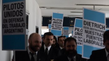 Pilotos de Aerolíneas y Austral