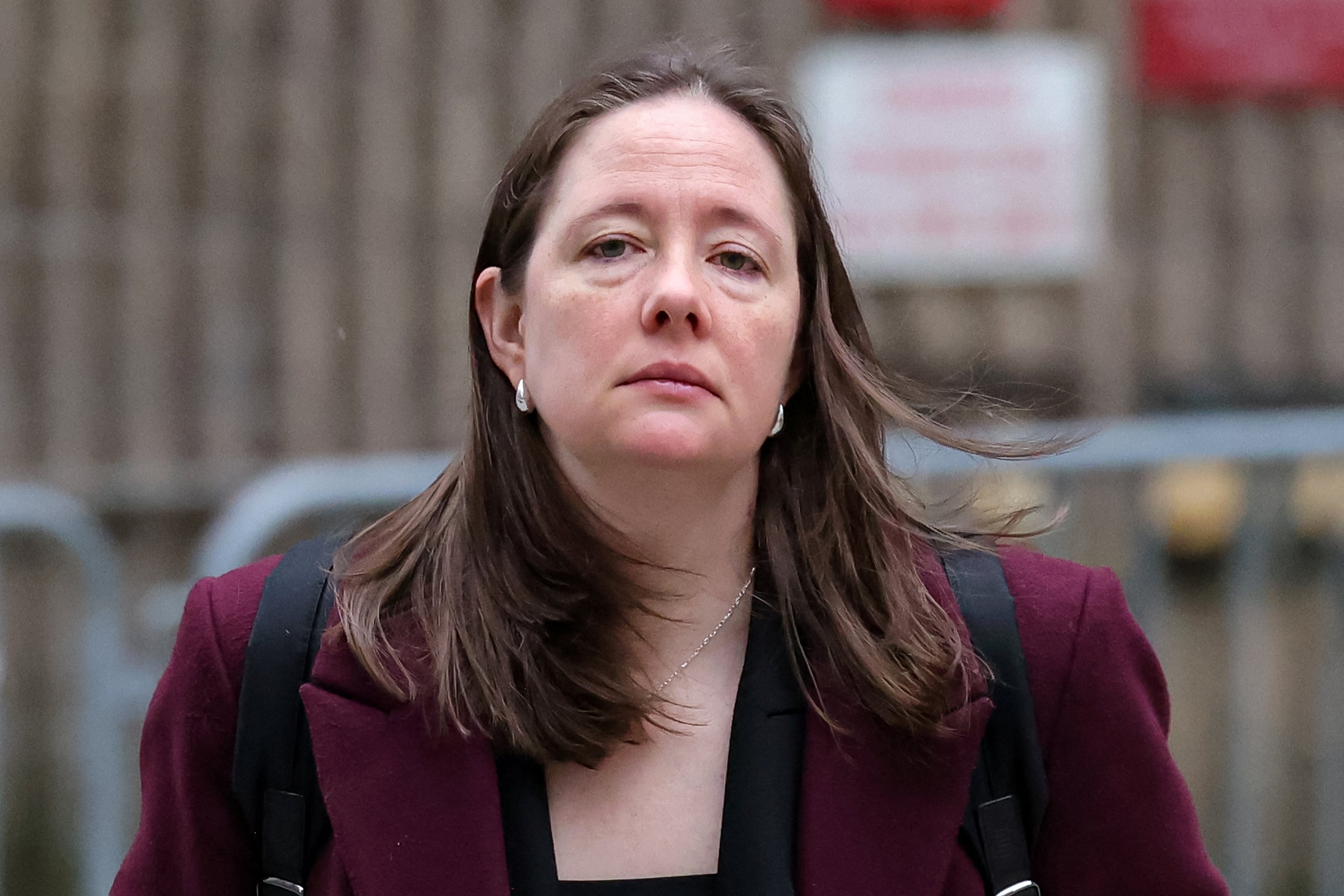 Un juez federal declara ilegal el despido de la exfiscal Maurene Comey y ordena restituirla en el cargo