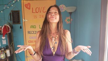 Amy Carlson fue Madre Dios,