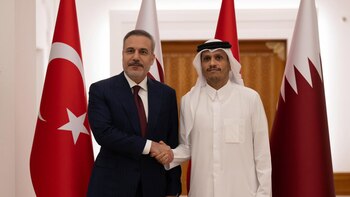 Qatar y Turquía piden que sigan las negociaciones entre EEUU e Irán y critican el uso de Ormuz "como un arma"