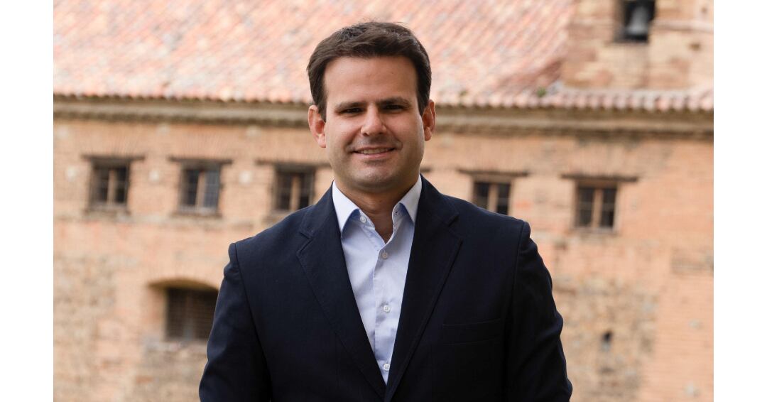 El senador Jorge Benedetti es autor del proyecto de ley contra el hambre y el desperdicio de comidas - crédito Prensa Jorge Benedetti