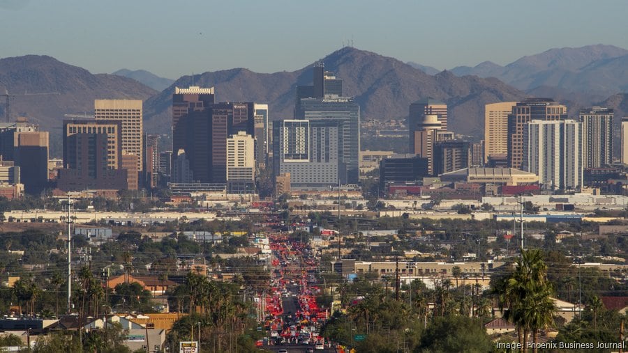 La automatización y la externalización internacional provocaron una caída del 26% en empleos de atención al cliente en Phoenix en cuatro años (The Business Journals)