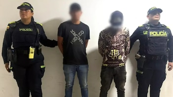 Lanzaron explosivo contra concesionario de