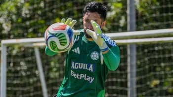 Camilo Vargas “reabrió la herida” en la selección Colombia por los amistosos disputados en marzo: “Cada uno sabe lo que pasó”