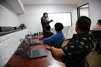 Capacitación de la Escuela Pública