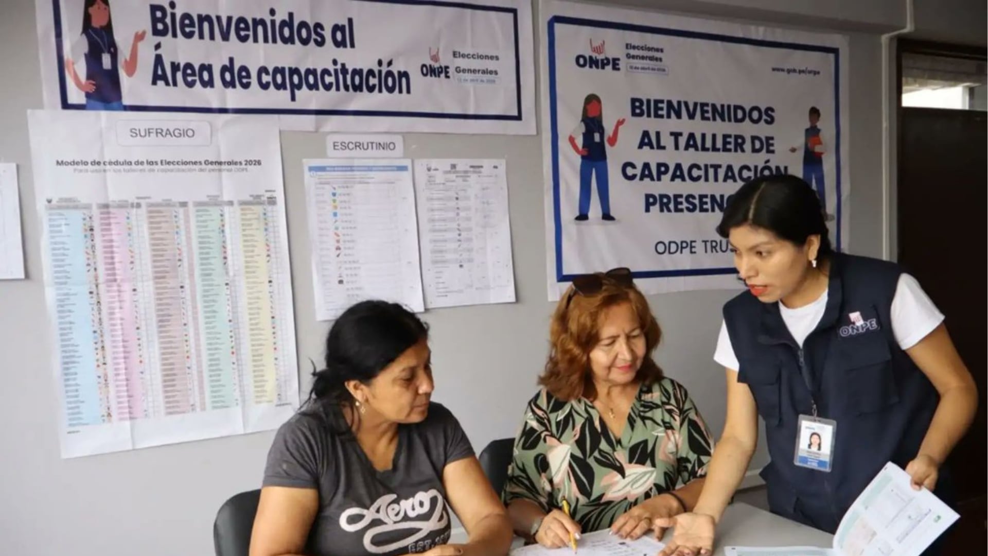 ONPE advierte bajo avance en capacitación de miembros de mesa a menos de un mes de comicios. (Foto: Agencia Andina)