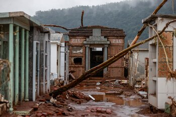 El cementerio destruido tras las