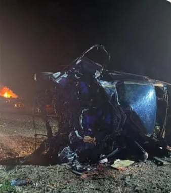 El Chevrolet Classic terminó completamente destruido