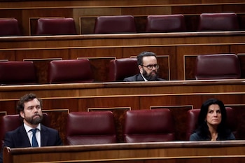 José María Sánchez, diputado de Vox, en el asiento superior