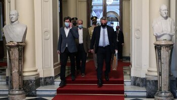 Alberto Fernández junto a Juan