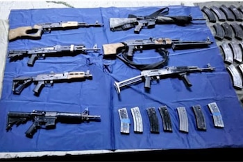 Armas aseguradas a los siete