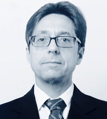 Zala, de 63 años, es