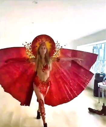 Ensayos de Alessia Rovegno, Miss