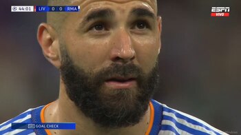 Gol anulado a Karim Benzema