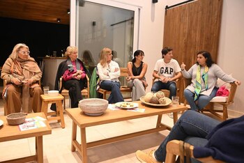 Elisa Carrió junto a Paula