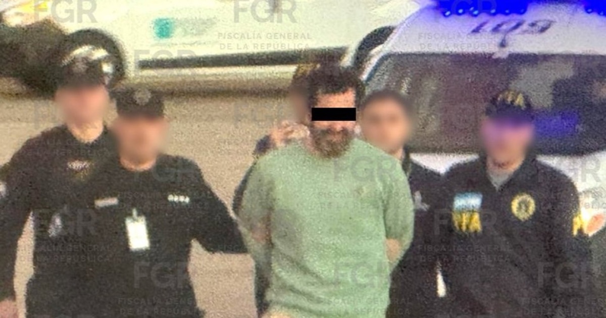 Extraditan a México al contralmirante Farías por contrabando de