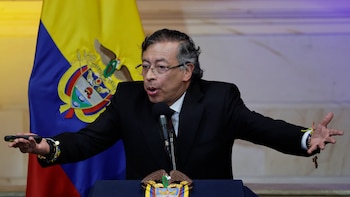 Cuándo será el último día de Gustavo Petro como presidente: esto dice la ley sobre la tranferencia de mando a Abelardo de la Espriella