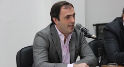 Confirmaron el procesamiento de un intendente bonaerense por retener documentos en una elección que se definió por 49 votos