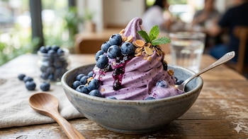 Helado de yogur con arándanos: un delicioso postre para preparar en casa