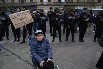 Trabajadores de Vialidad, jubilados y
