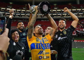 Tigres despide a Javier Aquino