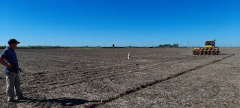 No queda otra que alejarse