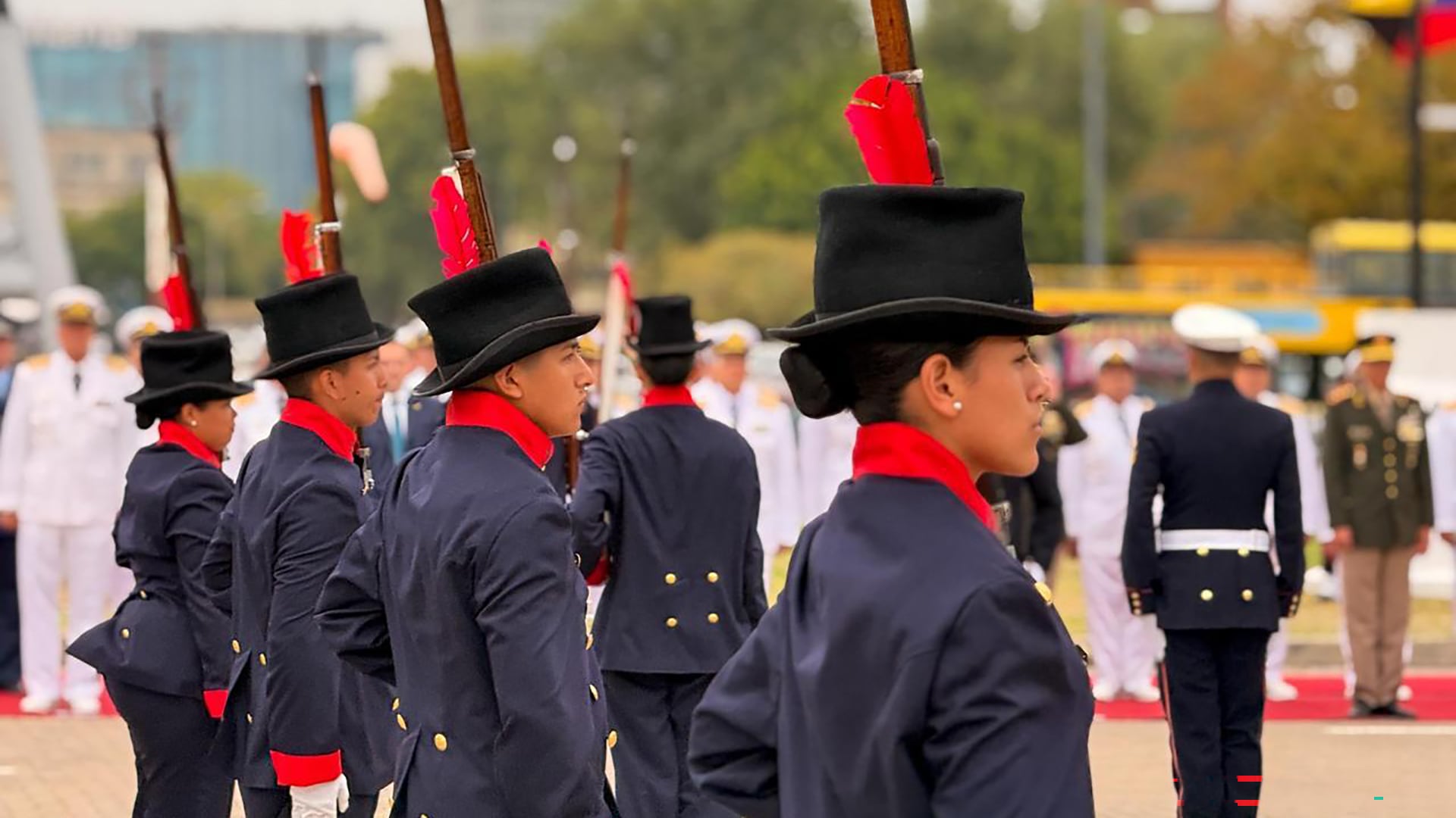 Una de las formaciones militares durante la ceremonia en conmemoración al 169° fallecimiento del almirante Guillermo Borwn