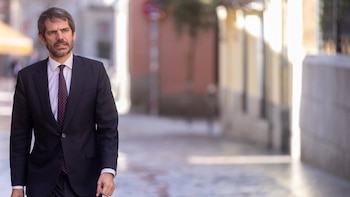 Urtasun dice que el Gobierno tendrá que plantearse volver a activar el tope al gas si el alza de precios persiste