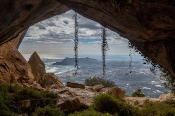 El Forat de Bernia, en Alicante (Shutterstock).