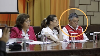 Jorge Bustamante Albújar, licenciado en