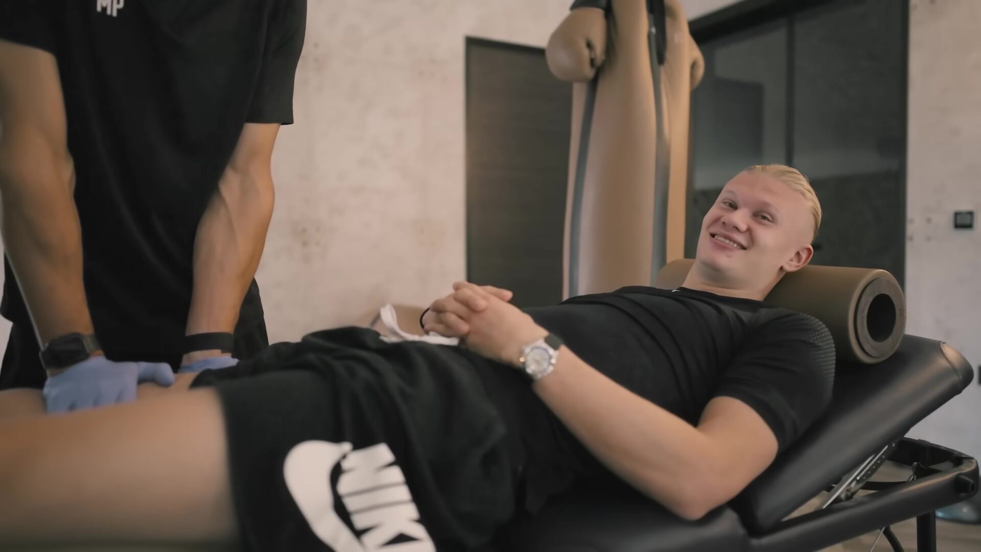 Haaland tiene una habitación exlcusiva donde trabaja con un profesional del Manchester City