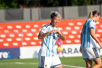 Kishi Núñez marcó el primer