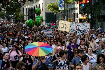 Una multitud participó en la
