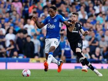 Yerry Mina con el Everton