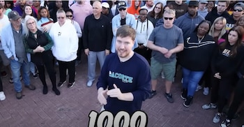 Mrbeast_cirugia_ocular_iphone_tesla